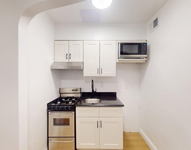 227 East 11th Street - Photo Thumbnail 10
