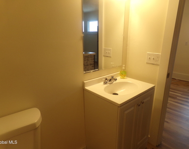 12 1/2 E Clinton Street - Photo Thumbnail 6