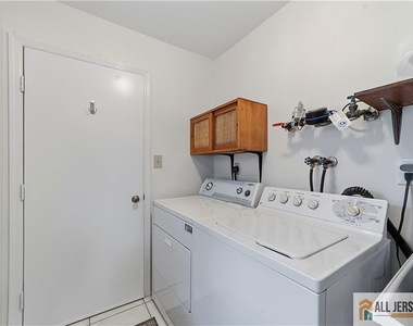 138 Concordia Circle - Photo Thumbnail 17