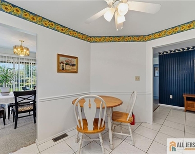 138 Concordia Circle - Photo Thumbnail 7