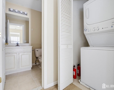 1054 Morning Glory Drive - Photo Thumbnail 12