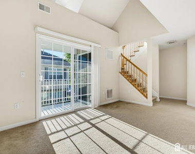 1054 Morning Glory Drive - Photo Thumbnail 5