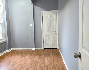 314 Seaman Street - Photo Thumbnail 3