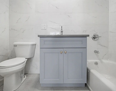 2708 Glenwood Road - Photo Thumbnail 8