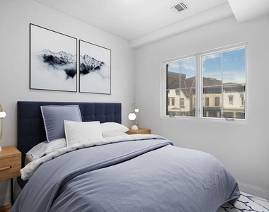 2708 Glenwood Road - Photo Thumbnail 2