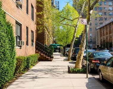 55 W 92nd Street - Photo Thumbnail 9