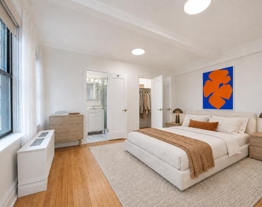98 Riverside Drive - Photo Thumbnail 5