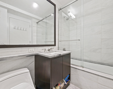 333 E 91st Street - Photo Thumbnail 5