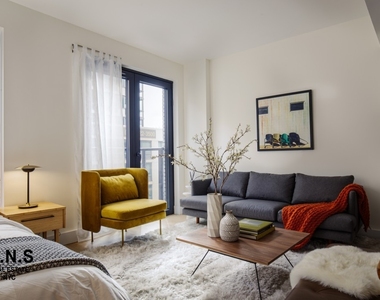 260 Gold Street - Photo Thumbnail 2