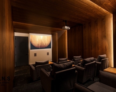 260 Gold Street - Photo Thumbnail 24