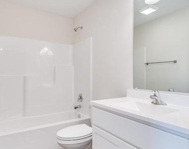 85 Moses Drive - Photo Thumbnail 34
