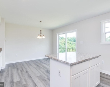 85 Moses Drive - Photo Thumbnail 25