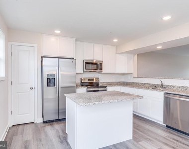 85 Moses Drive - Photo Thumbnail 23