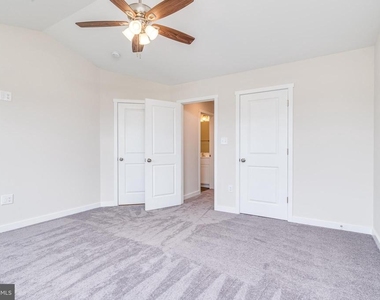 85 Moses Drive - Photo Thumbnail 29