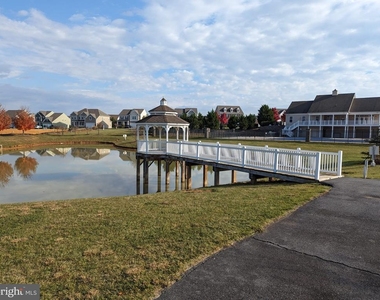 241 Hillsdale Place - Photo Thumbnail 21