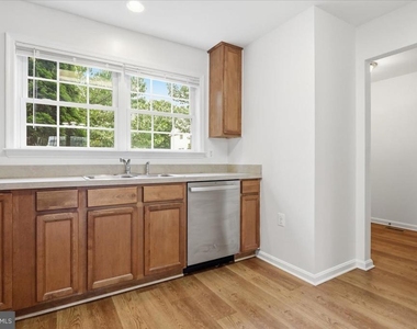 32 Mabel Lane - Photo Thumbnail 7