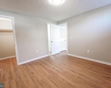 3103 Shawnee Drive - Photo Thumbnail 5