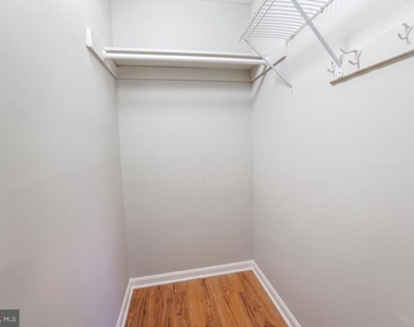 3103 Shawnee Drive - Photo Thumbnail 6