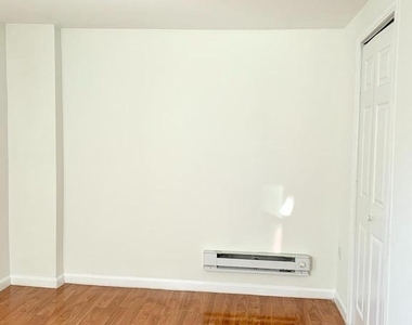 221 Baker Street - Photo Thumbnail 30