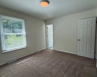 198 Van Horn Lane - Photo Thumbnail 14