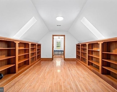 7403 Barrister Court - Photo Thumbnail 7