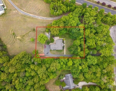 7403 Barrister Court - Photo Thumbnail 21