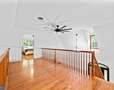 7403 Barrister Court - Photo Thumbnail 10