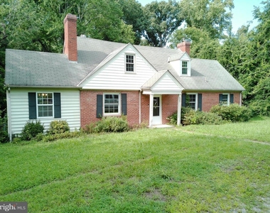 6902 Old Jahnke Road - Photo Thumbnail 1