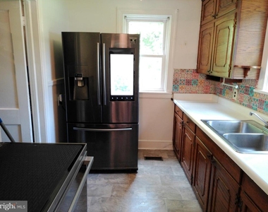 6902 Old Jahnke Road - Photo Thumbnail 8