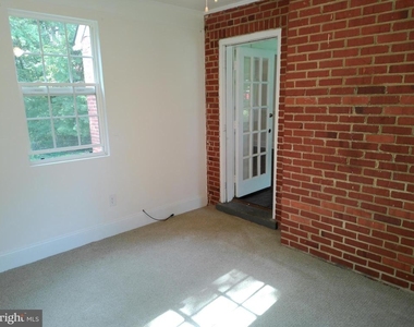 6902 Old Jahnke Road - Photo Thumbnail 6