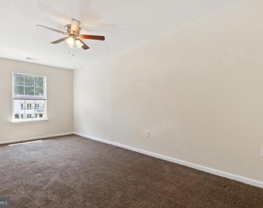6178 Oaklawn Lane - Photo Thumbnail 14