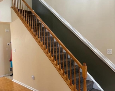 6178 Oaklawn Lane - Photo Thumbnail 12
