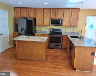 12431 Goa Place - Photo Thumbnail 4