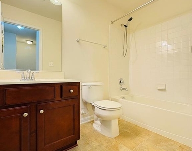 8268 Linblake Court - Photo Thumbnail 13
