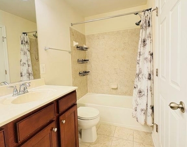 8268 Linblake Court - Photo Thumbnail 9