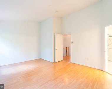 15154 Brazil Circle - Photo Thumbnail 16