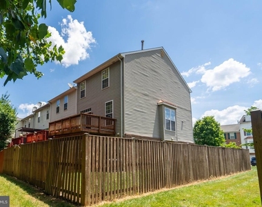 15154 Brazil Circle - Photo Thumbnail 26