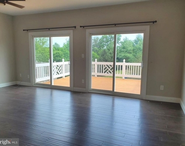 3983 Hartlake Street - Photo Thumbnail 5