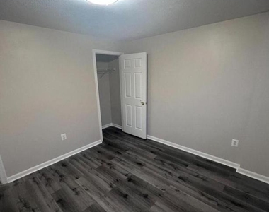 3428 Brahms Drive - Photo Thumbnail 6