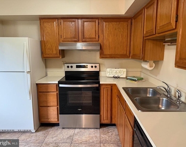 12866 Bison Court - Photo Thumbnail 3