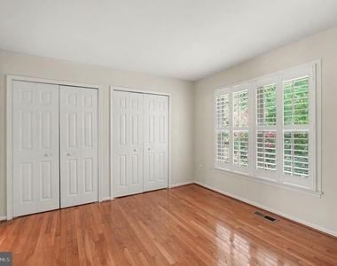 15067 Maple Glen Court - Photo Thumbnail 13