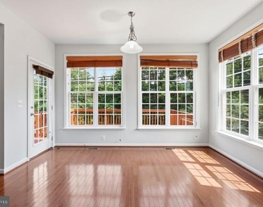 14982 Gossom Manor Place - Photo Thumbnail 6
