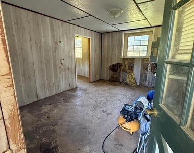 4547 Ridge Road - Photo Thumbnail 7