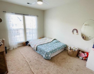 42699 Wardlaw Terrace - Photo Thumbnail 21