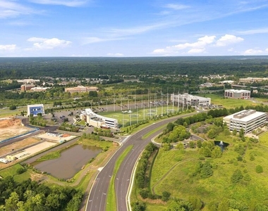 44824 Tiverton Square - Photo Thumbnail 60