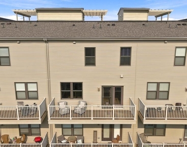 44824 Tiverton Square - Photo Thumbnail 49