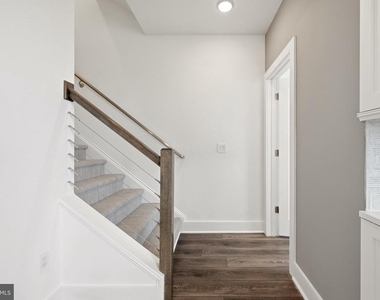 44824 Tiverton Square - Photo Thumbnail 33