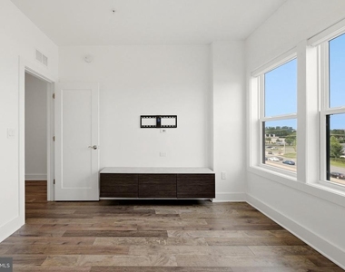 44824 Tiverton Square - Photo Thumbnail 28