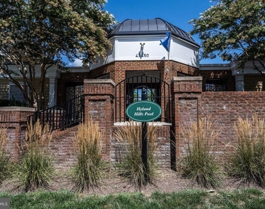 26025 Murrey Drive - Photo Thumbnail 54
