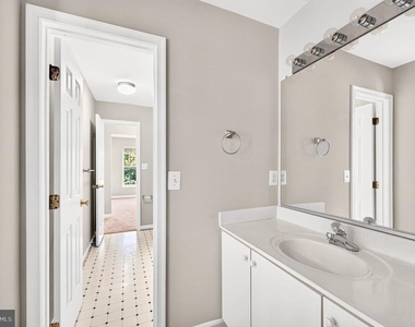 26025 Murrey Drive - Photo Thumbnail 42